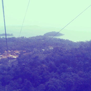 Снимок сделан в Panorama Langkawi пользователем Fadhil R. 12/25/2011