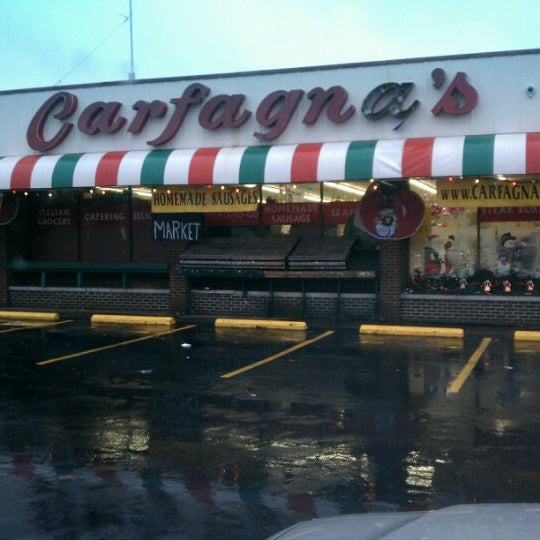 Carfagna's Market 26 tips from 710 visitors