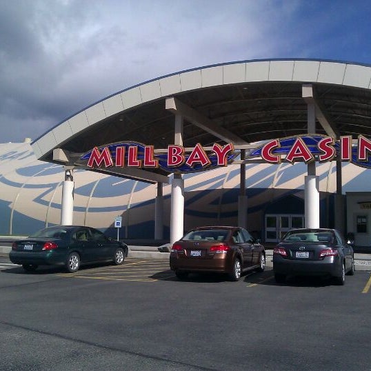 Foto tirada no(a) Mill Bay Casino por Katie S. em 5/27/2012