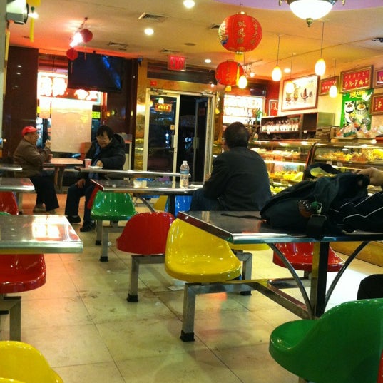 Photo taken at Lucky King Bakery by Jimmy L. on 4/4/2012