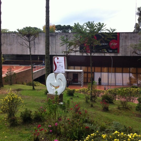 รูปภาพถ่ายที่ Auditório Cláudio Santoro โดย murilo m. เมื่อ 7/12/2012