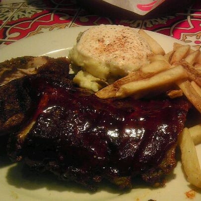 Photo taken at Chili&#39;s Grill &amp; Bar by Robert W. on 1/21/2012