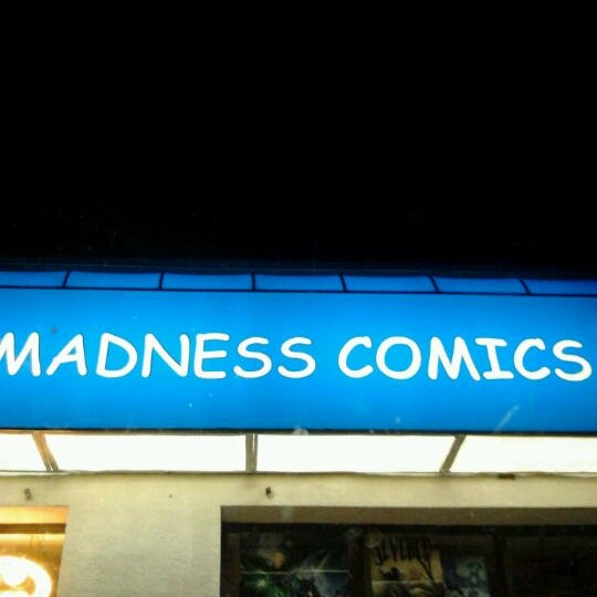 Foto tirada no(a) Madness Comics and Games por Mister W. em 9/6/2011