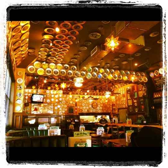 Flying Saucer University City North 3947 ziyaretçidan 87 tavsiye