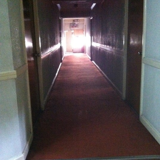 3/17/2012 tarihinde Nikkah S.ziyaretçi tarafından The Loft Inn'de çekilen fotoğraf