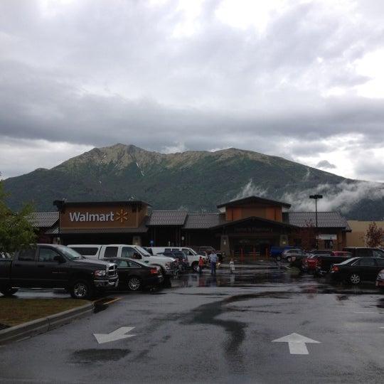 Walmart Supercenter Grande surface à Eagle River