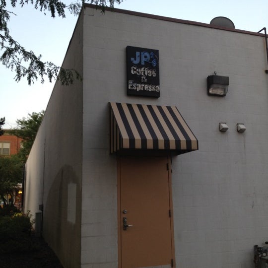Foto tirada no(a) JP&#39;s Coffee &amp; Espresso Bar por Brett W. em 6/29/2012
