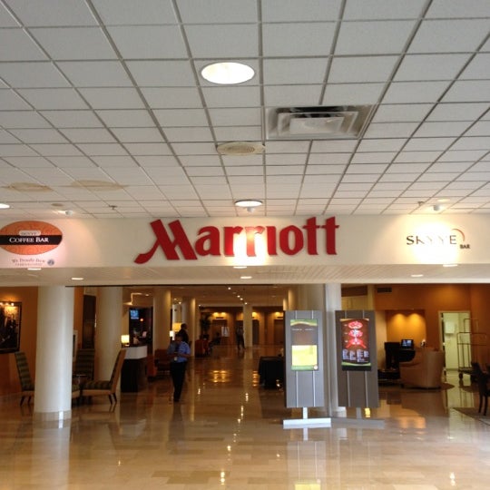 Photo taken at Tampa Airport Marriott by Kirk on 8/30/2012