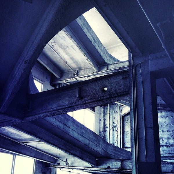 Photos at White House Garage Downtown San FranciscoUnion Square 7 tips