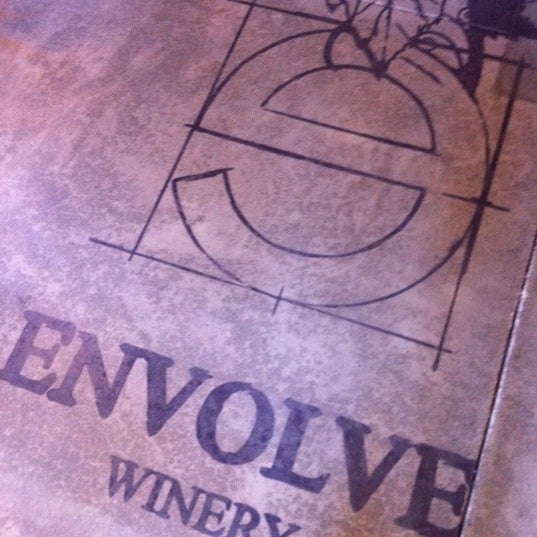 9/1/2012にChris R.がEnvolve Wineryで撮った写真