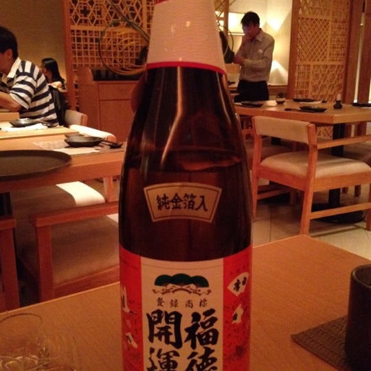 5/10/2012に強がHabitat Japanese Restaurant 楠料理で撮った写真