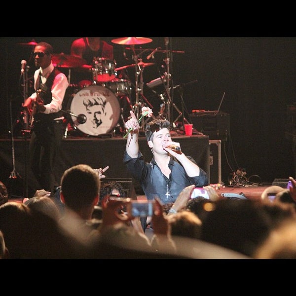 Photos at Bergen Performing Arts Center - 17 tips from 2409 visitors