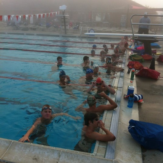 Pinnacle swimming pool Lexington, KY