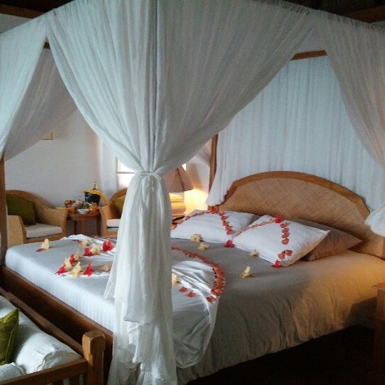 Coco Palm Dhuni Kolhu Sunset Lagoon Villa