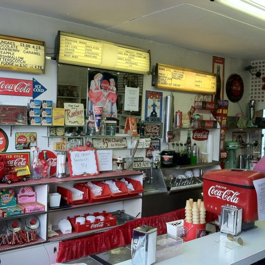 Doyle's Ice Cream Parlor - Wikipedia