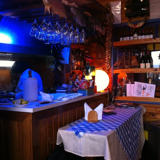Foto tomada en Chilotito Marino Restaurant  por Chelo L. el 5/21/2012