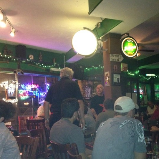 2/25/2012にJohn P.がFlanagans Irish Pubで撮った写真