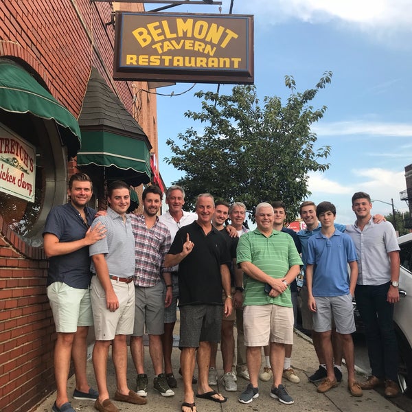 Foto tirada no(a) Belmont Tavern por Dan S. em 8/12/2018