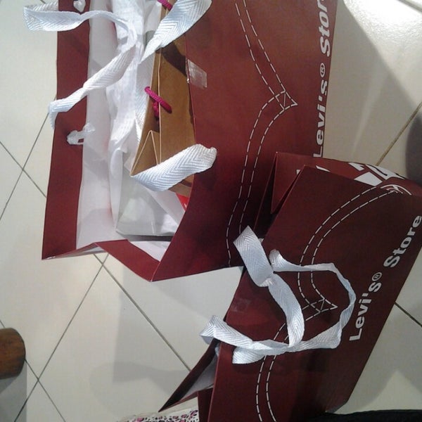 levis galaxy mall