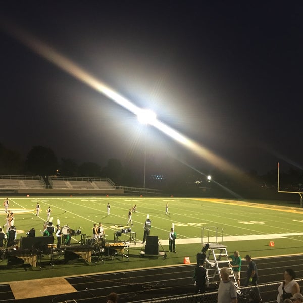 Greenwood Community High School 1 tavsiye