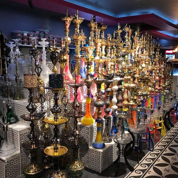 Photo taken at Marrakech Shisha Lounge by Furkan A. on 8/11/2017