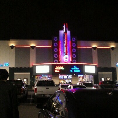12/1/2012にJessica S.がCity Base Cinemaで撮った写真