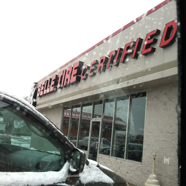 Belle Tire Lincoln Park'da Oto Servisi