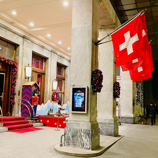 12/27/2022에 Omar k.님이 Bellevue Palace Bern에서 찍은 사진