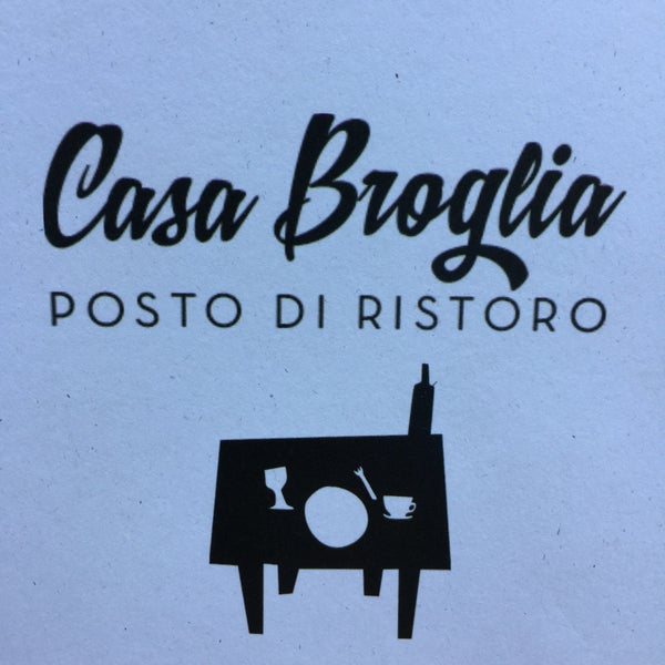 รูปภาพถ่ายที่ Casa Broglia โดย Carlo L. เมื่อ 7/29/2015
