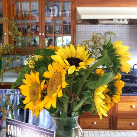 Photo taken at Sweetwater Branch Inn Bed And Breakfast by Family F. on 10/23/2012