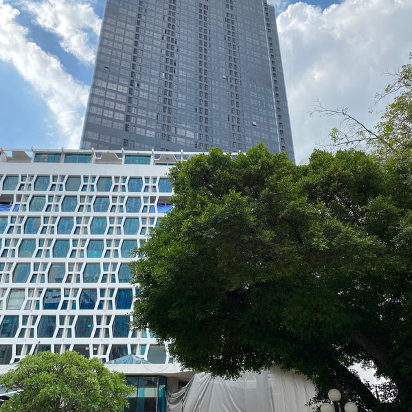 Photo prise au The Montien Hotel Bangkok par Wnt W. le6/28/2021