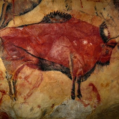Está é a Capela Cistina da Arte Rupestre, datada do período Paleolítico. No Museu Arqueológico da Espanha, em Madri, existe uma reprodução do que é encontrado na caverna.