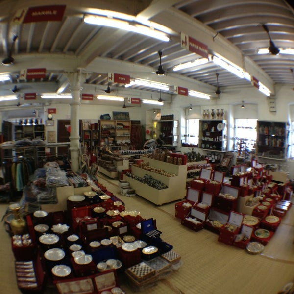 Central Cottage Industries Emporium Miscellaneous Shop In Mumbai