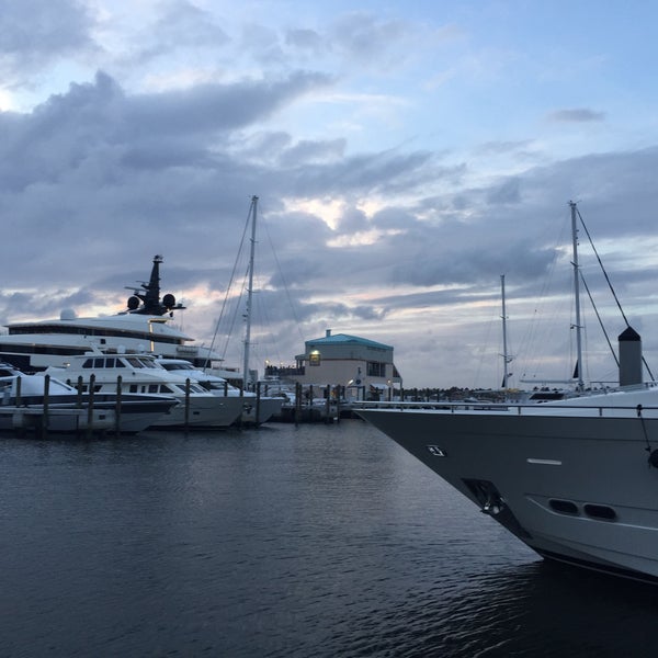 Photo taken at Pier 66 Marina by KeLLy &lt;3 on 3/13/2015