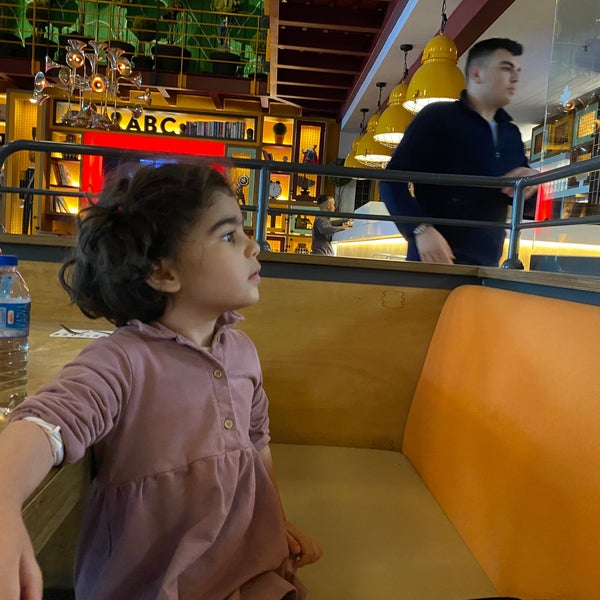 11/26/2022 tarihinde Gozde A.ziyaretçi tarafından Timboo Cafe'de çekilen fotoğraf
