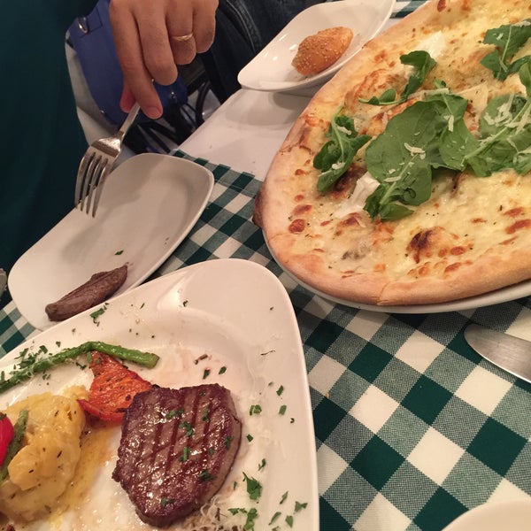 7/12/2019 tarihinde Gozde A.ziyaretçi tarafından Trattoria Carbonara'de çekilen fotoğraf