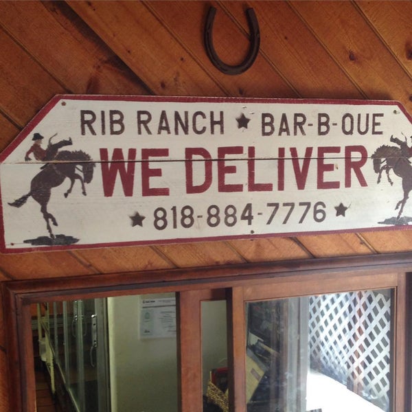 Das Foto wurde bei Rib Ranch BBQ von Mike I. am 8/4/2015 aufgenommen