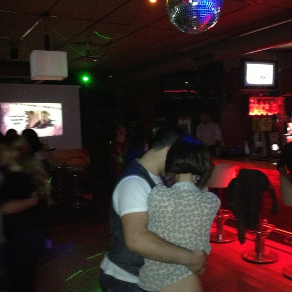 1/31/2013 tarihinde Harun C.ziyaretçi tarafından Latino Bar'de çekilen fotoğraf