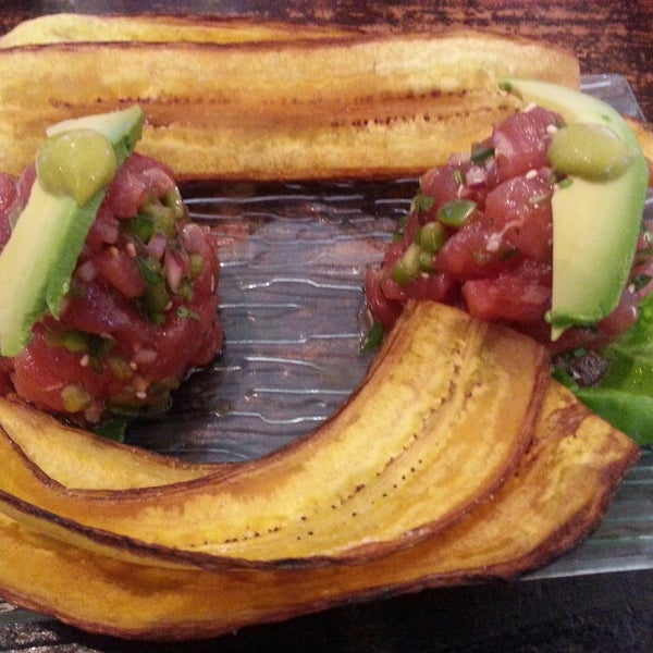 5/11/2013 tarihinde Don L.ziyaretçi tarafından Sazón - Peruvian Cuisine'de çekilen fotoğraf