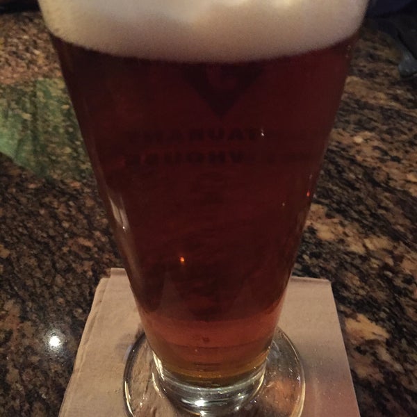 Photo taken at BJ&#39;s Restaurant &amp; Brewhouse by Rob M. on 2/22/2018