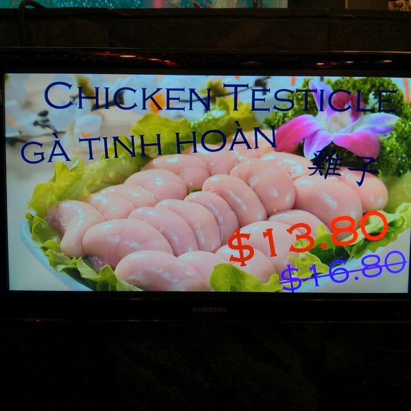 6/22/2013にKai Li L.がFatty Cow Seafood Hot Pot 小肥牛火鍋專門店で撮った写真