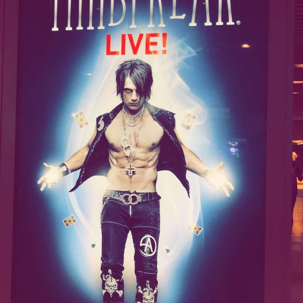 Photo taken at CRISS ANGEL Believe by AEY on 11/23/2017