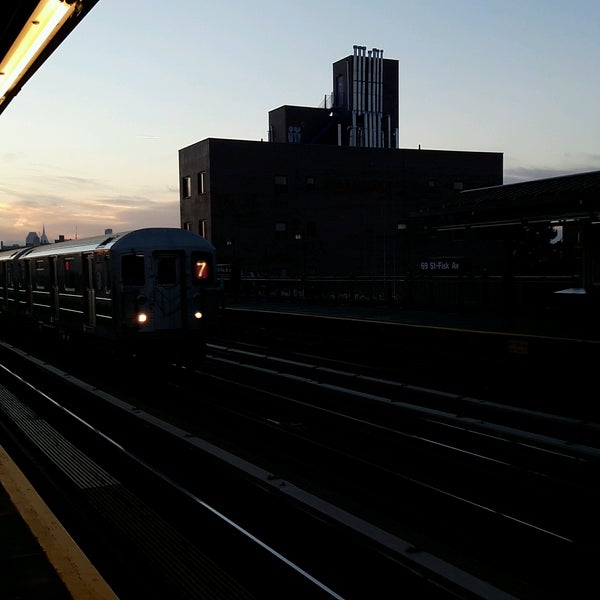 MTA Subway 69th St/Fisk Ave (7) 69th St.