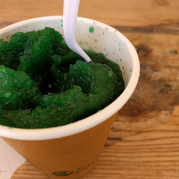 Want them to think you're really from the Crescent City, get a spearmint snowball.