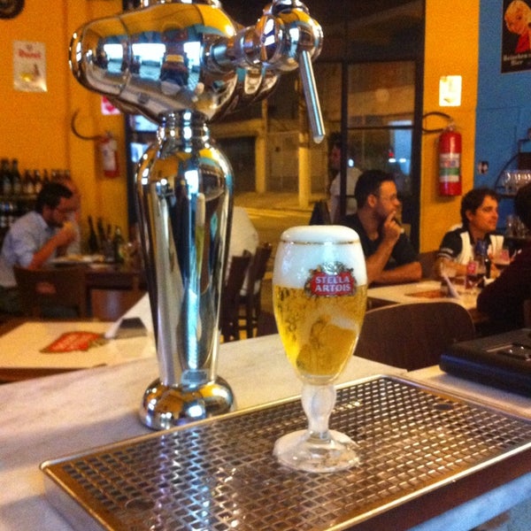 Foto diambil di Santé! Bar - Empório e Bistrô oleh Cristiano A. pada 6/6/2014