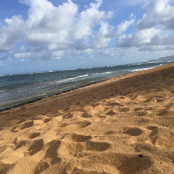 Foto scattata a Sheraton Kauai Coconut Beach Resort da Aptraveler il 9/16/2018