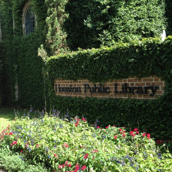 FreedMontrose Library Montrose Houston, TX