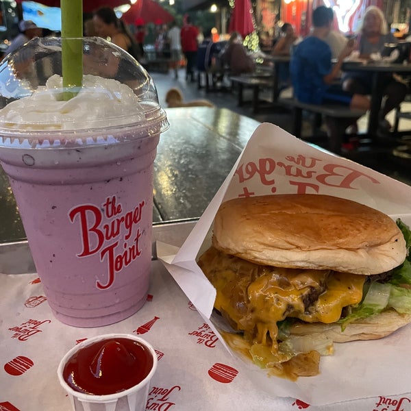 Photo taken at The Burger Joint by Aptraveler on 8/7/2023