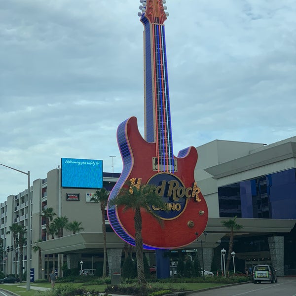 Foto tomada en Hard Rock Hotel &amp; Casino Biloxi  por Aptraveler el 5/29/2021
