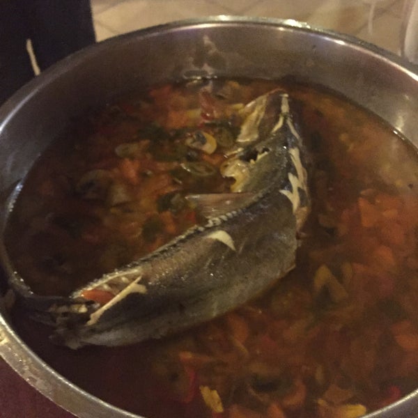 Foto scattata a Ömür Liman Restaurant da Burcu A. il 4/12/2015